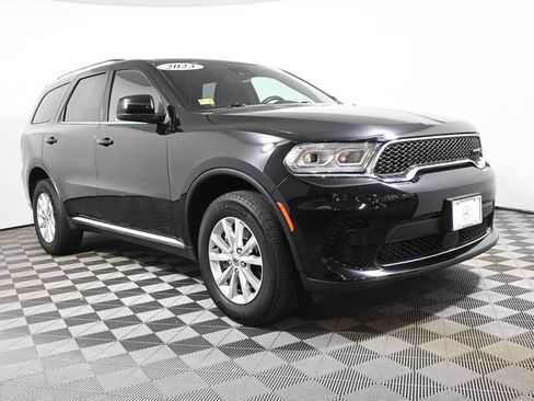 Used 2023 Dodge Durango SXT Launch Edition AWD/4WD image 8