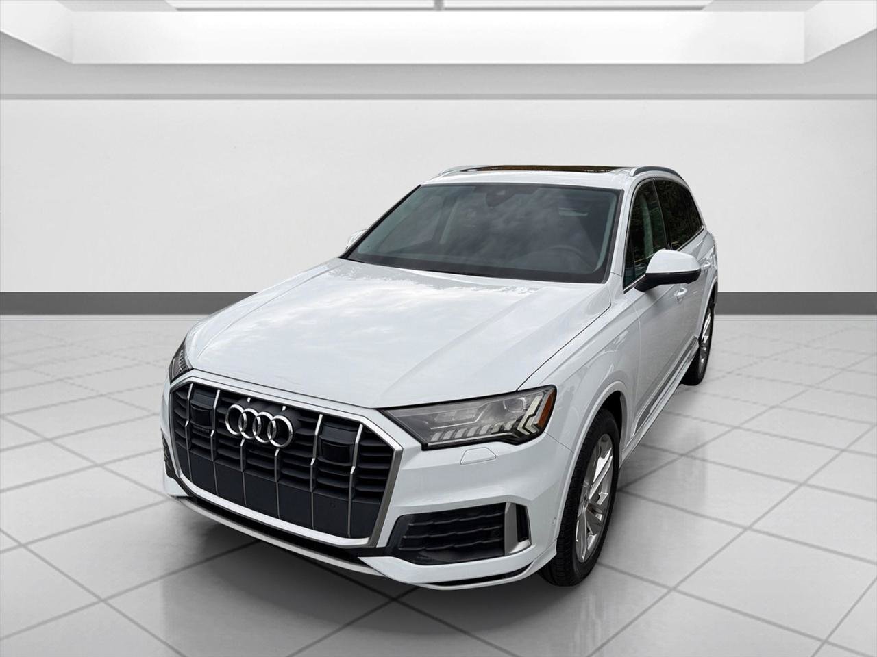 Used 2023 Audi Q7 2.0T Premium Plus w/ Premium Plus Package AWD/4WD image 10