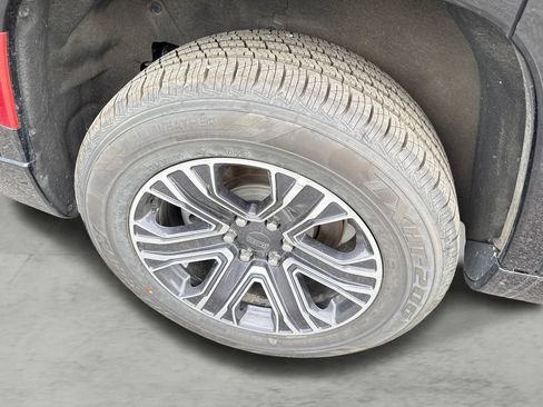 Used 2024 Jeep Wagoneer Series II AWD/4WD image 6