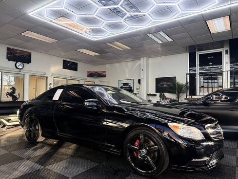 Used 2012 Mercedes-Benz CL 550 4MATIC w/ Sport Pkg Plus One image 3