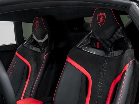 Used 2024 Lamborghini Huracan Tecnica RWD image 19