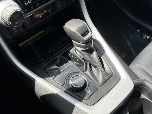 Used 2021 Toyota RAV4 XSE AWD/4WD image 28