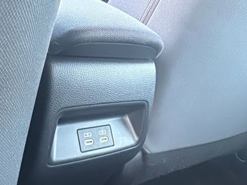 Used 2024 Toyota Corolla LE image 22