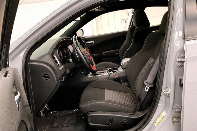 Used 2022 Dodge Charger R/T w/ Blacktop Package RWD image 25
