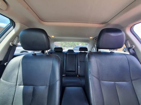 Used 2014 Nissan Altima 2.5 SL w/ Technology Package FWD image 11