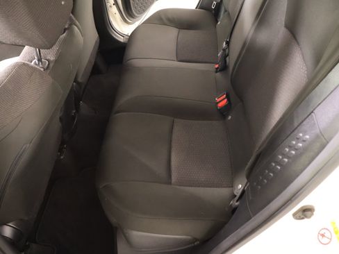 Used 2019 Toyota C-HR XLE FWD image 11