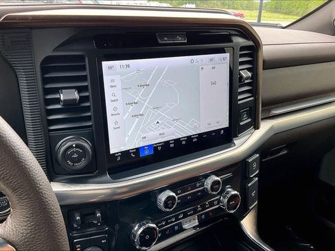 Used 2025 Ford F150 King Ranch w/ FX4 Off-Road Package image 24