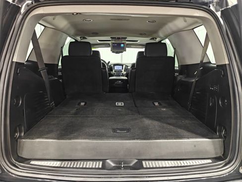 Used 2020 GMC Yukon SLT w/ Premium Edition AWD/4WD image 38
