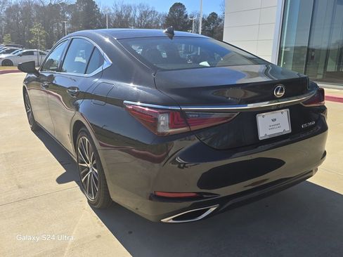 Used 2023 Lexus ES 350 w/ Premium Package image 3