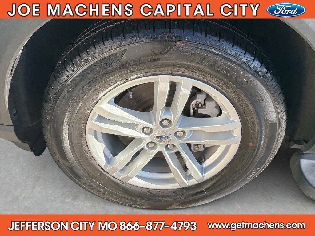 Used 2023 Ford Explorer XLT w/ Class IV Trailer Tow Package AWD/4WD image 10