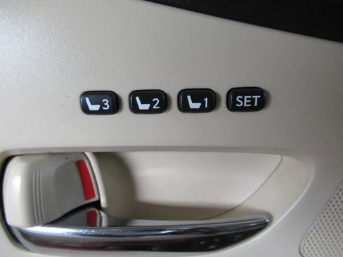 Used 2010 Lexus RX 350 FWD w/ Premium Pkg image 27