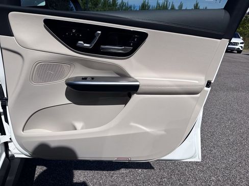 Used 2025 Mercedes-Benz GLC 300 GLC 300 image 34