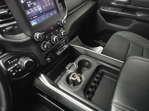 Used 2022 RAM 1500 Big Horn w/ Night Edition AWD/4WD image 26