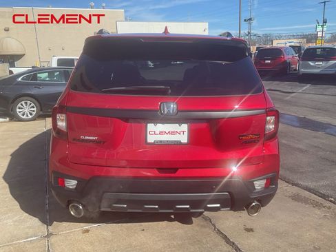 Used 2022 Honda Passport TrailSport image 6