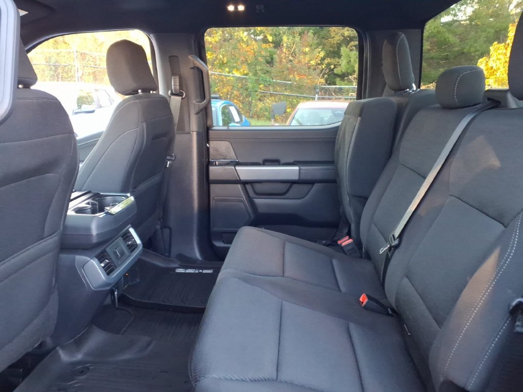 Used 2025 Ford F150 XLT w/ Equipment Group 301A Standard AWD/4WD image 19