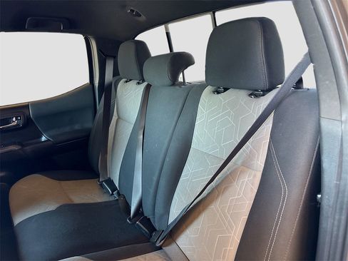 Used 2023 Toyota Tacoma TRD Off-Road image 22