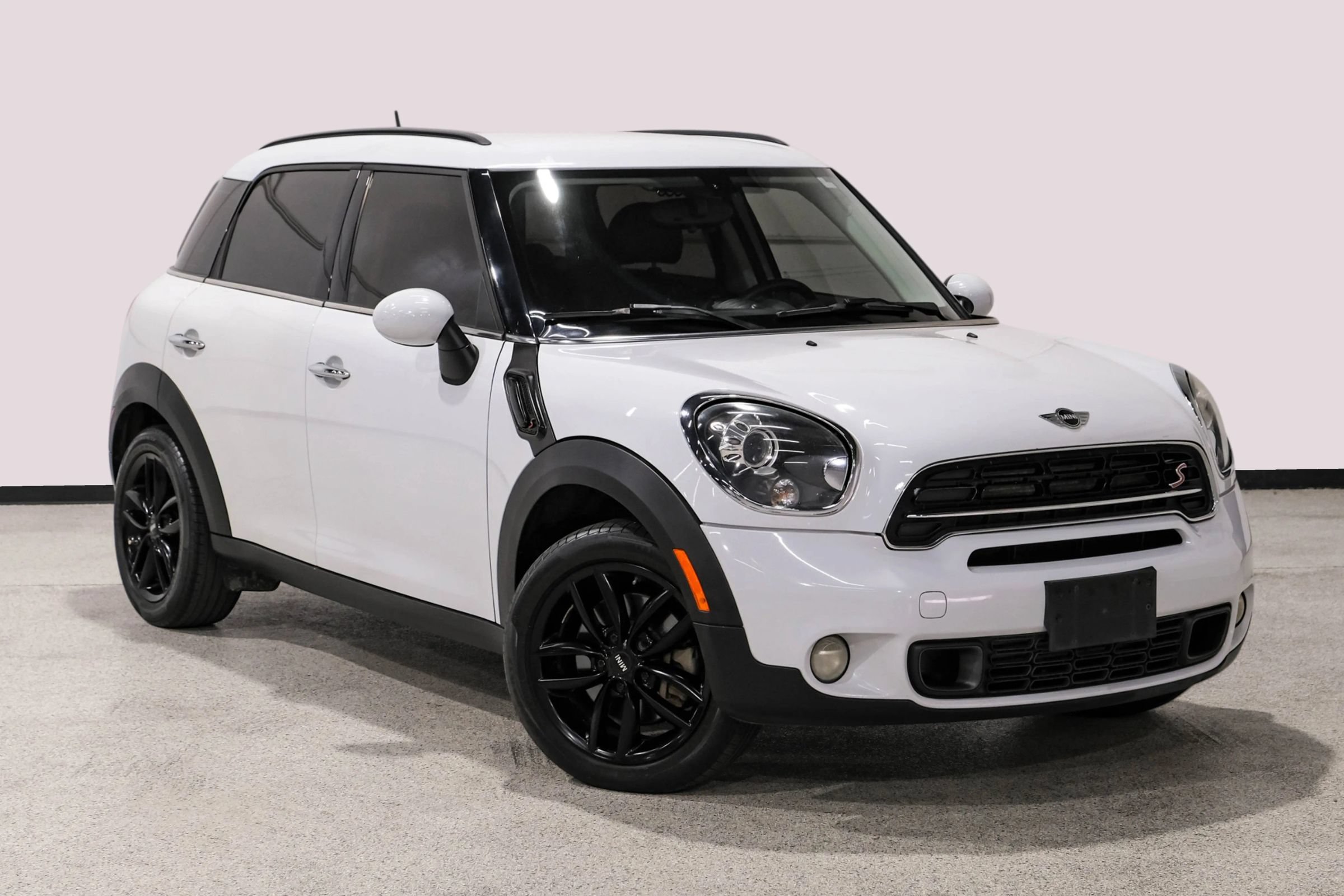 Used 2016 MINI Cooper Countryman S FWD image 4