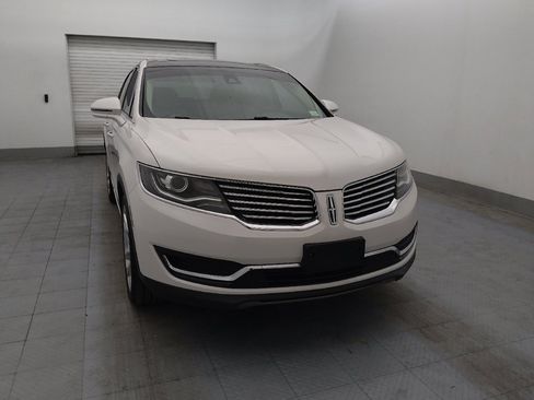 Used 2017 Lincoln MKX Reserve w/ Lincoln MKX Climate Package image 14