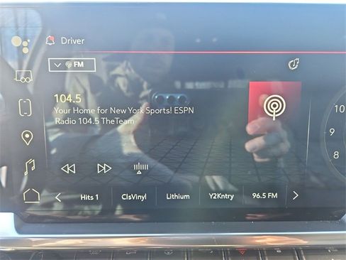 Used 2022 GMC Sierra 1500 Elevation w/ Elevation Premium Package image 13