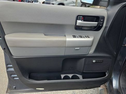 Used 2008 Toyota Sequoia Platinum AWD/4WD image 15