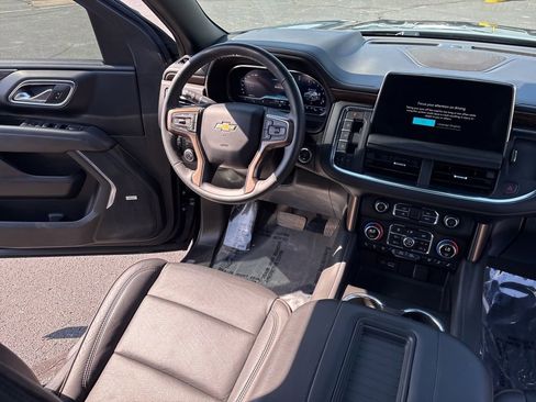 Used 2023 Chevrolet Tahoe High Country AWD/4WD image 36