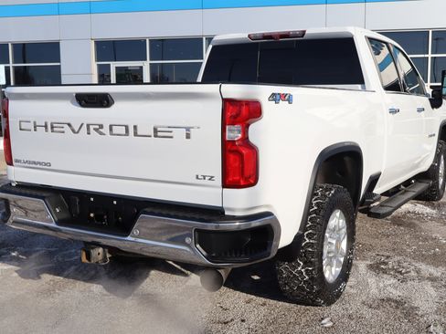 Used 2021 Chevrolet Silverado 2500 LTZ w/ LTZ Convenience Package image 4