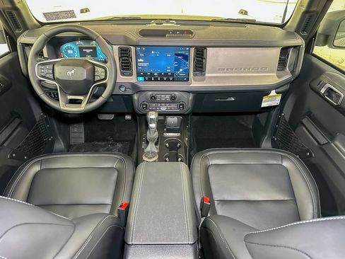 New 2026 Ford Bronco Outer Banks AWD/4WD image 21
