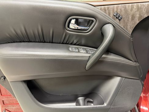 Used 2021 Nissan Armada Platinum w/ Captain's Chairs Package image 12