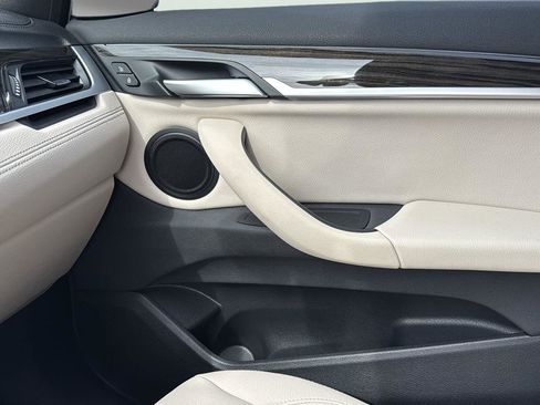 Used 2022 BMW X1 xDrive28i w/ Premium Package image 24