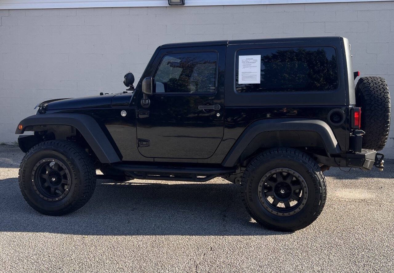 Used 2013 Jeep Wrangler Sport AWD/4WD image 5