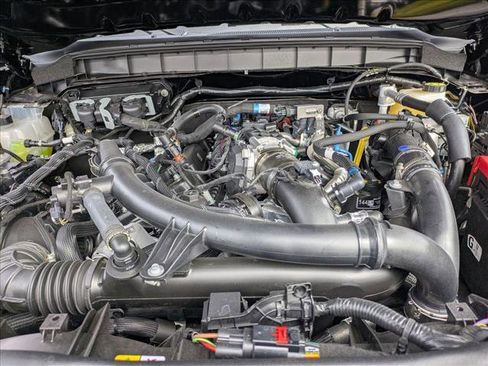 New 2025 Ford Bronco Outer Banks w/ Sasquatch Package image 13