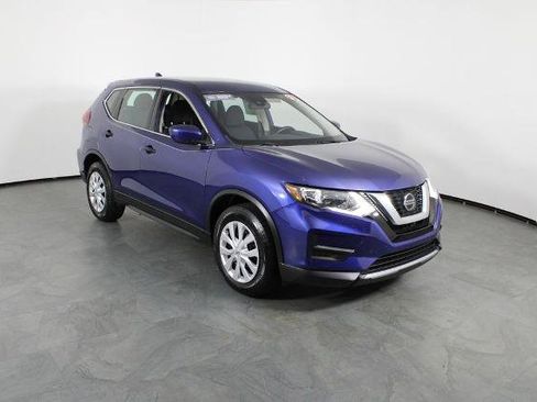 Certified 2020 Nissan Rogue S FWD image 6