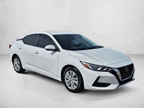 Used 2023 Nissan Sentra S image 3