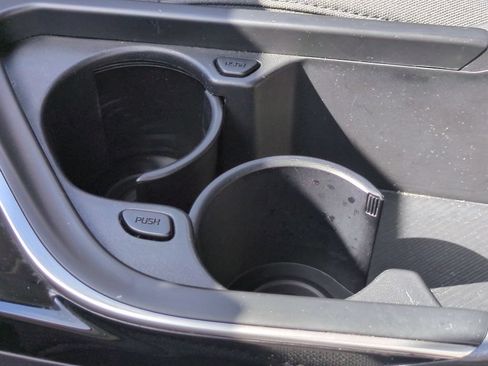 Used 2025 Kia Niro LX FWD image 23