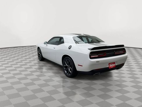 Used 2019 Dodge Challenger SXT w/ Driver Convenience Group RWD image 32
