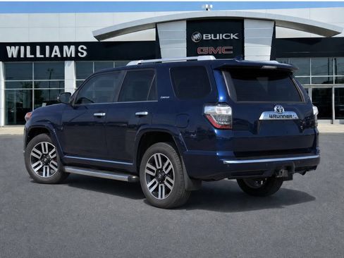 Used 2016 Toyota 4Runner Limited AWD/4WD image 3