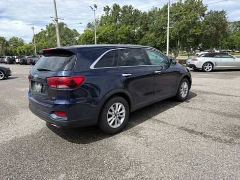 Used 2020 Kia Sorento FWD V6 image 5