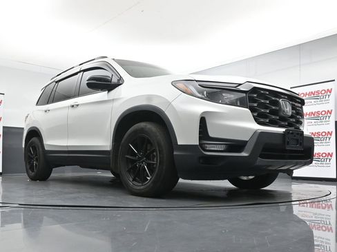 Used 2022 Honda Passport TrailSport image 18