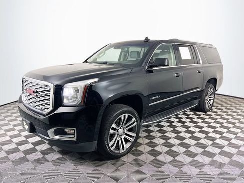 Used 2019 GMC Yukon XL Denali w/ Open Road Package RWD image 4