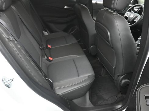 Used 2023 Buick Encore GX Preferred w/ Cold Weather Comfort Package AWD/4WD image 8