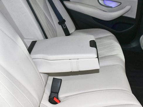 Used 2022 Mercedes-Benz E 450 4MATIC Sedan w/ Night Package image 54