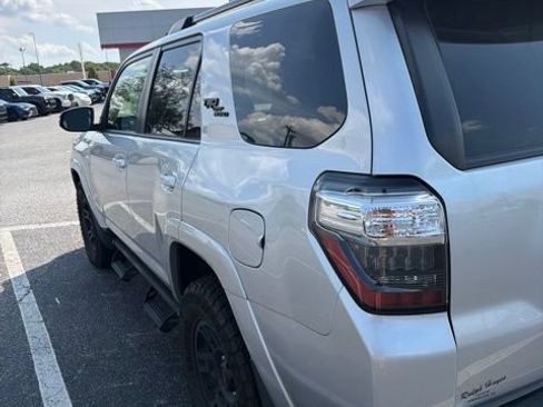 Used 2023 Toyota 4Runner TRD Off-Road Premium w/ Moonroof Package AWD/4WD image 2