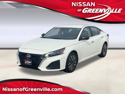 Used 2025 Nissan Altima 2.5 SV