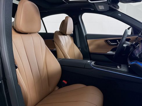 New 2026 Mercedes-Benz E 350 Sedan image 6