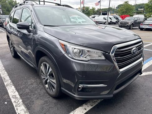 Used 2019 Subaru Ascent Limited w/ Popular Package #3 AWD/4WD image 4