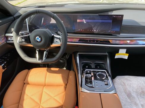 New 2026 BMW 740i xDrive AWD/4WD image 10