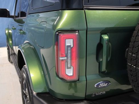 Used 2024 Ford Bronco Outer Banks image 36