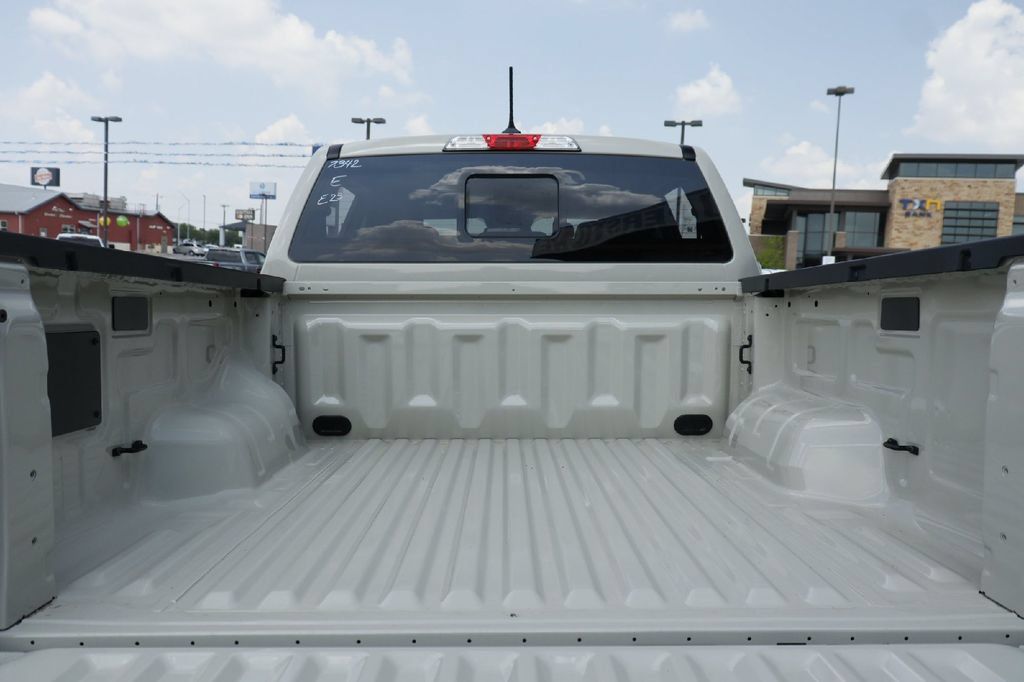 New 2026 Ford Ranger XLT w/ Equipment Group 301A High AWD/4WD image 17