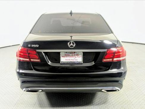 Used 2016 Mercedes-Benz E 350 Sedan w/ Premium Package image 6