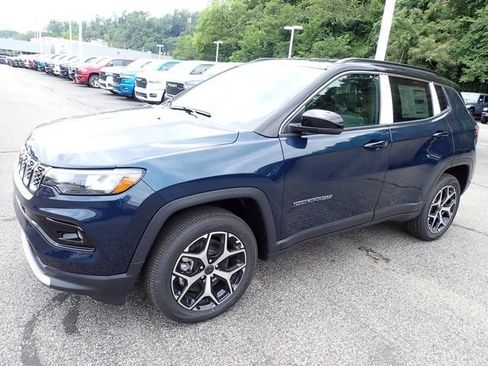 New 2026 Jeep Compass Limited AWD/4WD image 2
